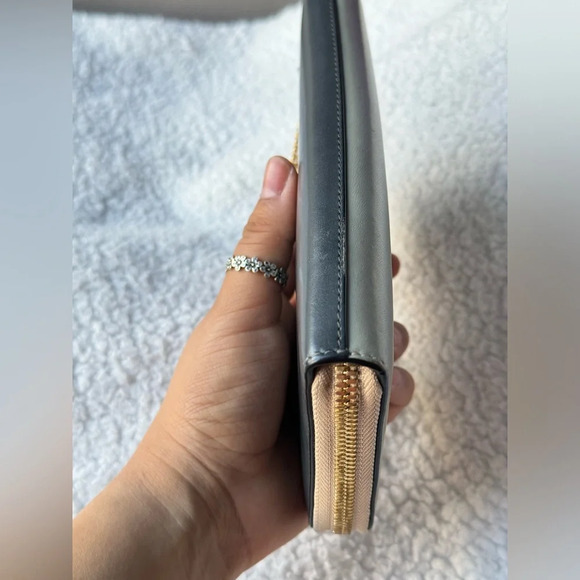 AUTHENTIC Two Tone Chloe Wallet - Picture 15 of 16